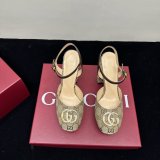 Women's Platform Pump With Double G Canvas