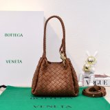 Top Quality BOTTEGA VENETA Andiamo Parachute Small Size
