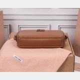 Top Miumiu Leather pouch 5NE024