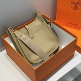 Hermes Replica Evelyne Bags 28CM Handbag