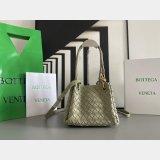 Top Quality BOTTEGA VENETA parachute Andiamo small size 796569