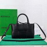 Best Bottega Veneta MINI Arco Tote Bag 25CM