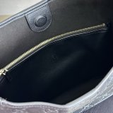 TOP Gucci B Large Shoulder Bag