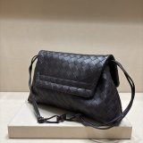 New Bottega Veneta Giorno Shoulder bag