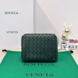 Top Quality BOTTEGA VENETA Andiamo Parachute Small Size