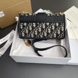 Top Dior 30 Montaigne East-West Bag with Chain