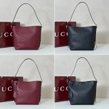 Gucci GG Emblem 848881 Small Shoulder Bag