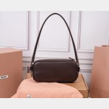 Top Miumiu Leather pouch 5NE024