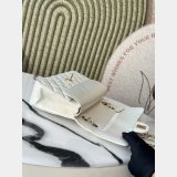 Top Quality CC Flap Lambskin 25cm Pearlescent handbag