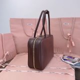 7 Star Leather Beau Bag 5BB117