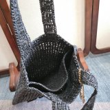 CHLOE Summer Banana tote bag in raffia