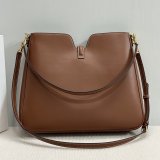 Celine MEDIUM CAMILLE 16 SOFT BAG IN SMOOTH CALFSKIN