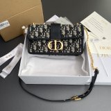Top Dior 30 Montaigne East-West Bag with Chain