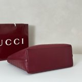 Gucci GG Emblem Large Tote Shoulder 847455 Bag