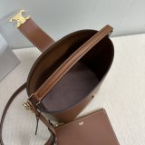 7 Star Celine Triomphe Louise Bucket Bag 116613 Medium
