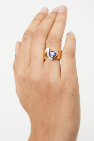  White 
Yellow Gold Blue Tanzanite 
Dia Ring