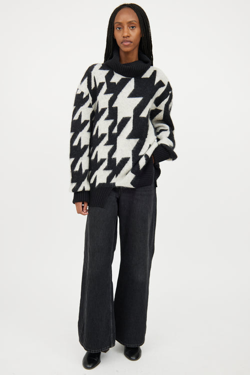 Alexander McQueen Black 
White Mohair Geometric Knit Turtleneck