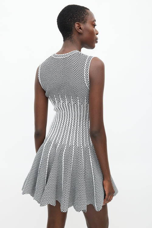 Alaïa Black 
White Knit Ribbed Dress