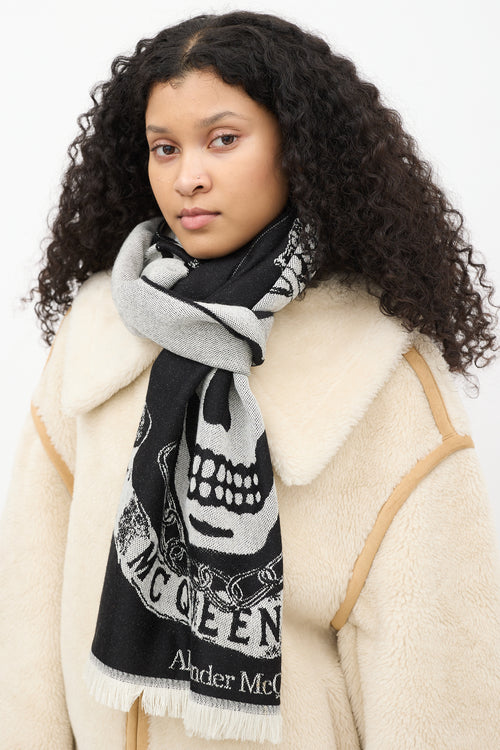 Alexander McQueen Black 
White Skull Intarsia Fringe Scarf