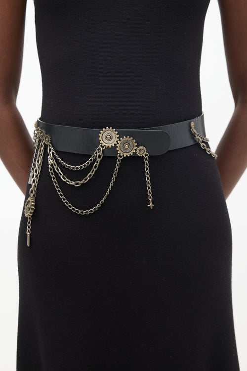 Alexander McQueen Black 
Gold Leather Chain Belt