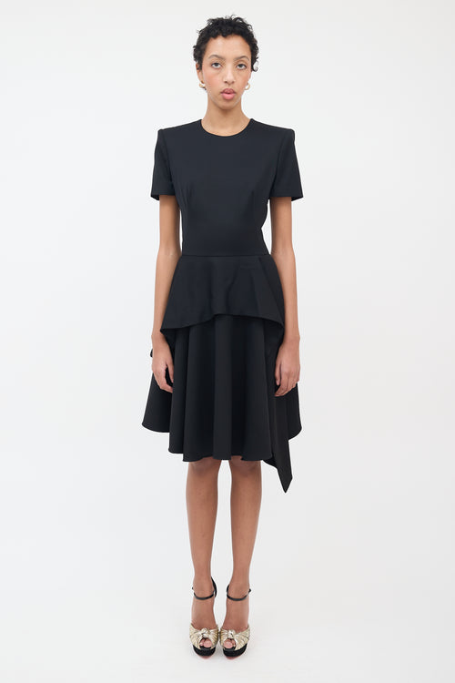 Alexander McQueen Black Wool Tiered Short Sleeve Dress