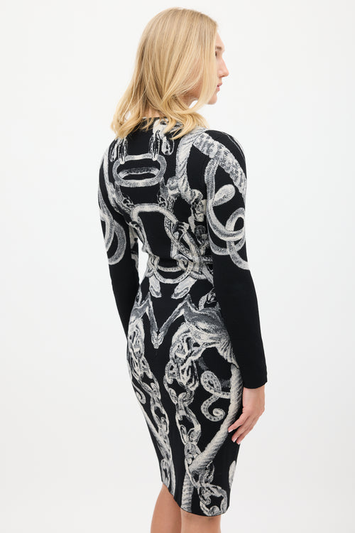 Alexander McQueen FW 2010 Black 
White Knit Graphic Dress