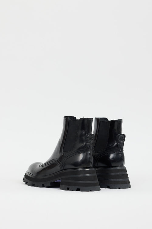 Alexander McQueen Black Leather Wander Chelsea Boot