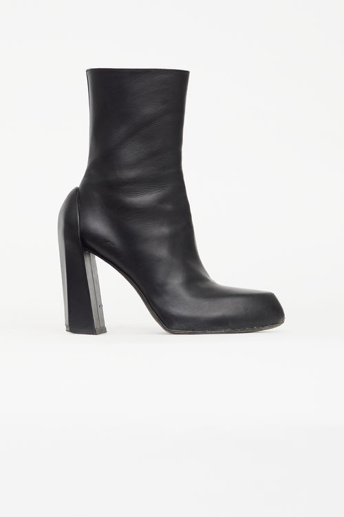 Ann Demeulemeester Black Leather Side Zip Boot