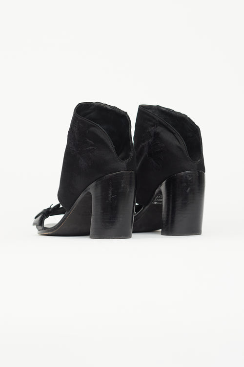 Ann Demeulemeester Black Leather 
Satin Floral Heel