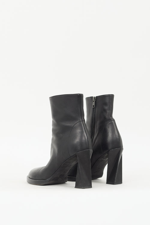 Ann Demeulemeester Black Leather Geometrical Twist Block Heel Boot