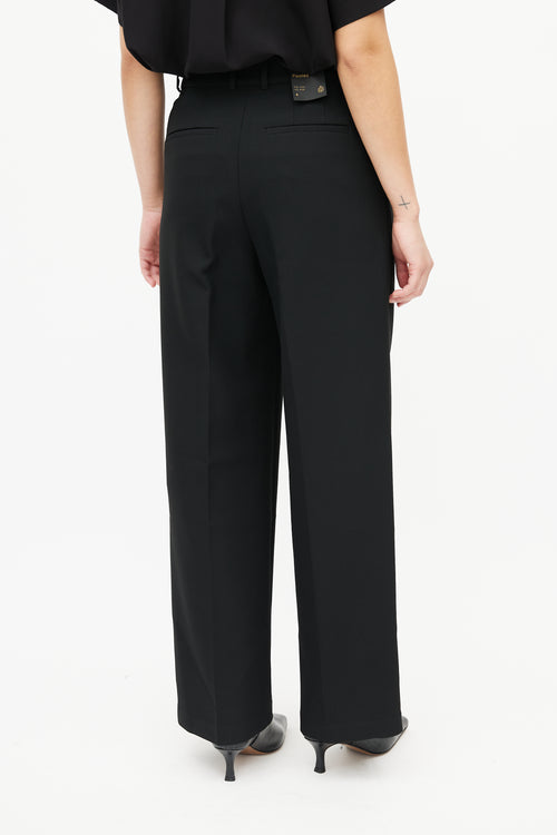 Aritzia Babaton Black Pleated Trouser