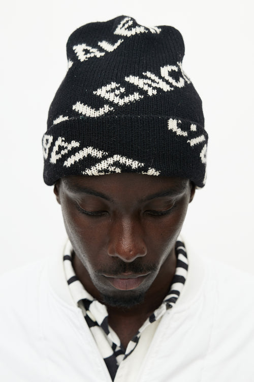 Balenciaga Black 
White Knit Logo Beanie