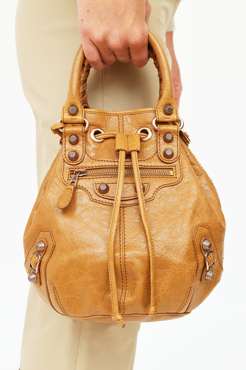 Moto Giant 21 Pompon Bucket Bag