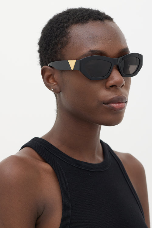 Bottega Veneta Black 
Gold BV1221S Sunglasses