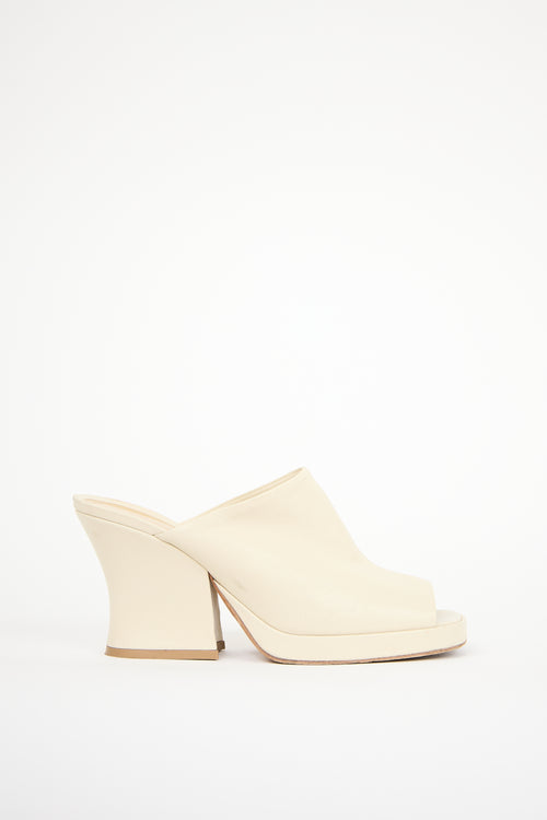 Bottega Veneta Cream Leather Stack Heeled Mule