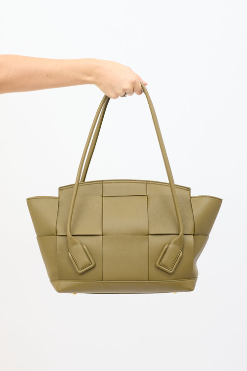 Bottega Veneta Green Leather Medium Arco Bag