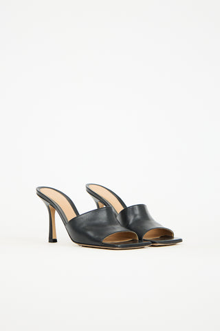 Bottega Veneta Black Leather Stretch Mule