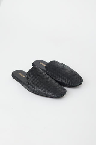 Bottega Veneta Black Leather Intrecciato Mule