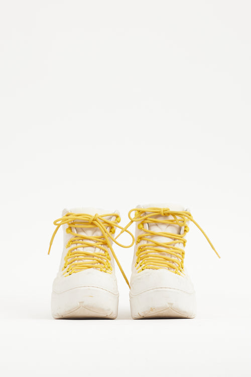 Bottega Veneta Cream 
Yellow Puddle Bomber Boot