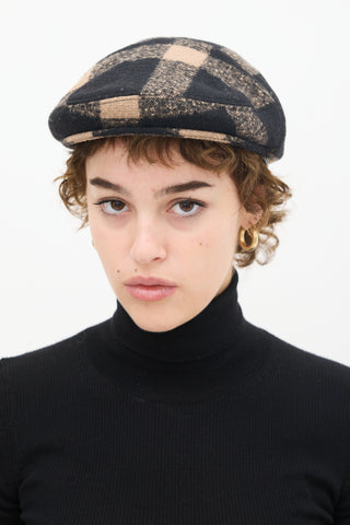 Burberry Black 
Beige Wool Plaid Hat