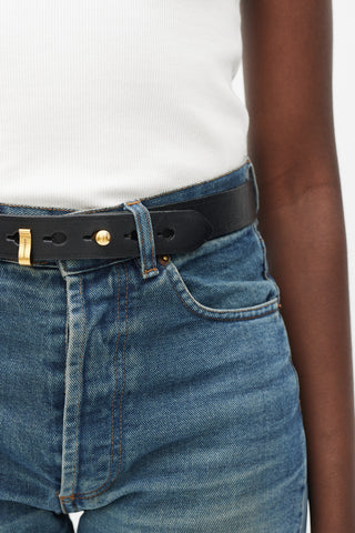 Burberry Black 
Gold Leather Slim Clasp Belt