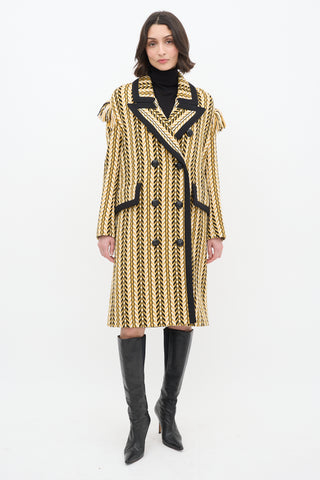 Burberry Fall 2016 Black 
Yellow Wool Fringe Coat