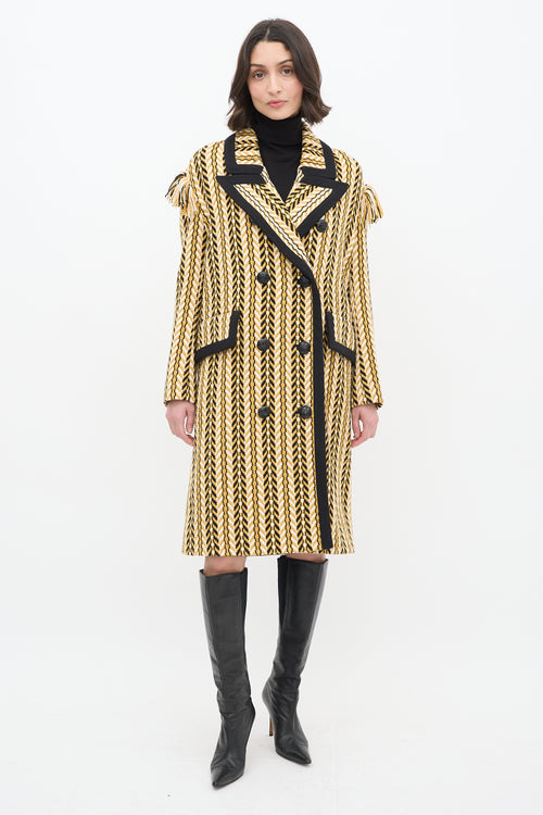 Burberry Fall 2016 Black 
Yellow Wool Fringe Coat