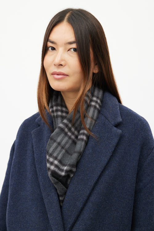 Burberry Grey 
Black Cashmere Nova Check Knit Scarf