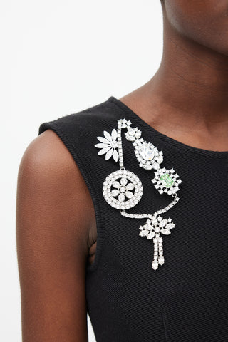 Burberry Silver 
Multicolour Floral Jewel Brooch