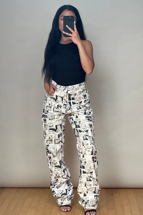 White 
Black Comic Jeans