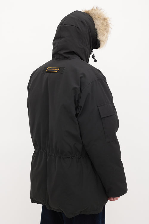 Canada Goose Black Down 
Fur Trim Expedition Jacket