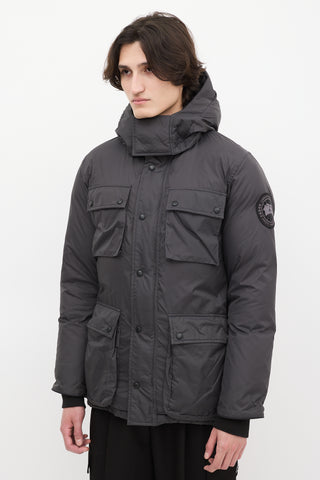 Canada Goose Dark Grey Down 
Nylon Manitoba Jacket