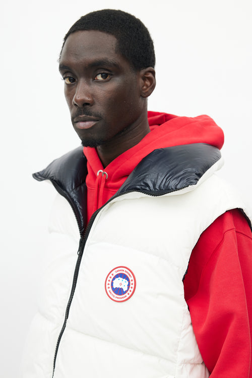 Canada Goose X Angel Chen White 
Navy Bayan Reversible Down Vest