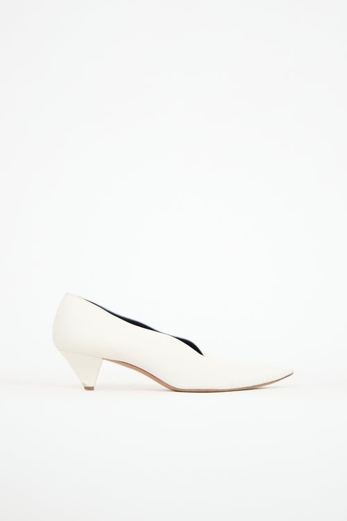 Celine Leather V-Neck Pump